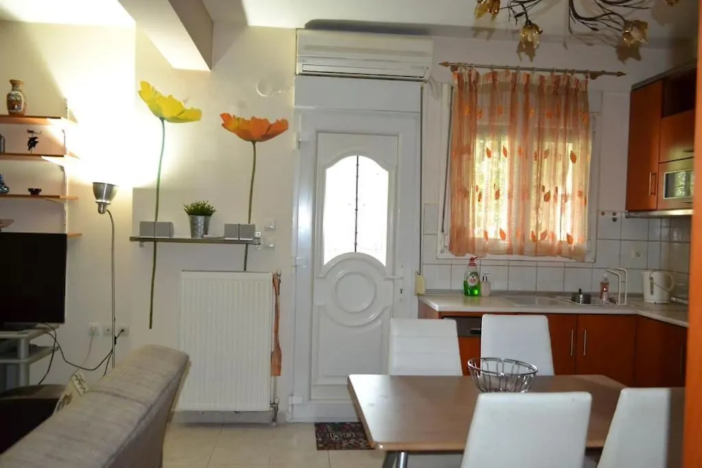 Vasiliki'S Cosy House Apartment Nea Michaniona 0*,  Greece